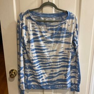 Nike Dri fit Small long sleeve shirt. EUC